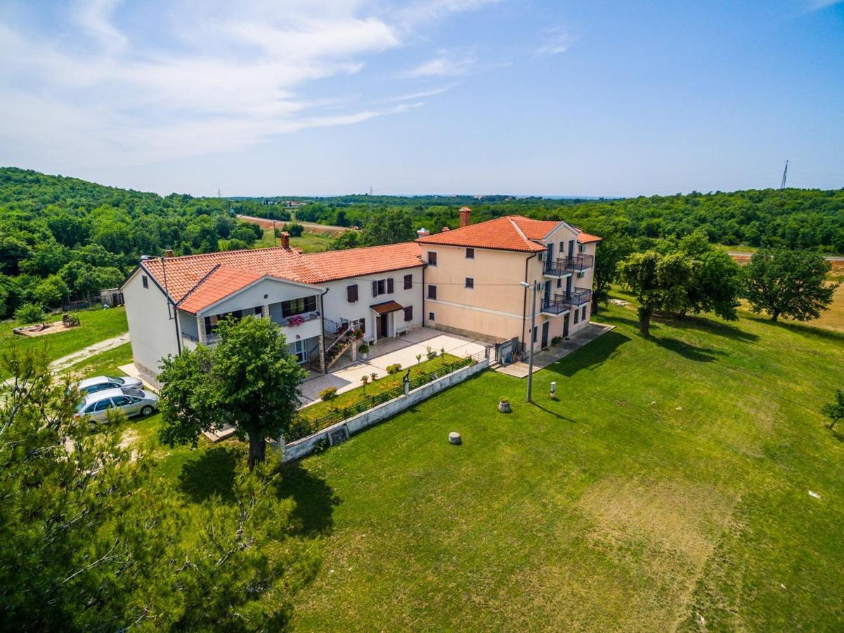 Lovely House Lindi In Пореч Экстерьер фото